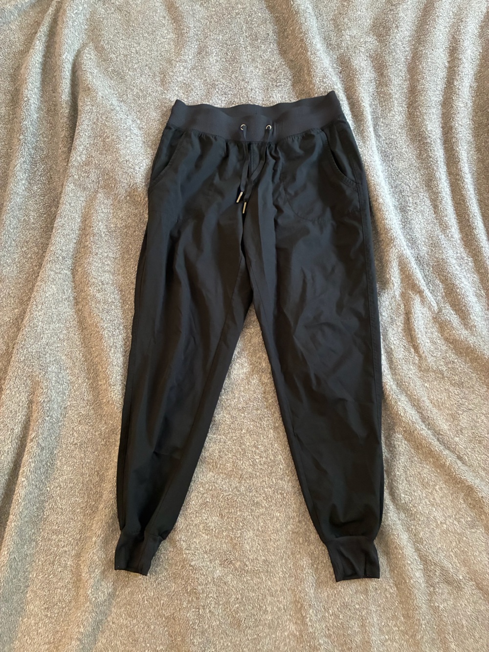 CRZ YOGA Black Women's Tapered Jogger Pants